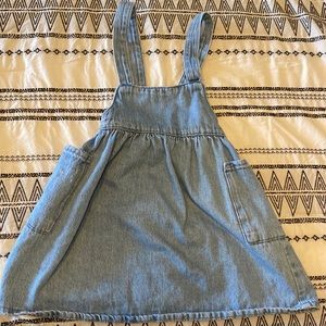 Zara kids denim skirt/overall size 4-5 years. Never worn. Smoke free home